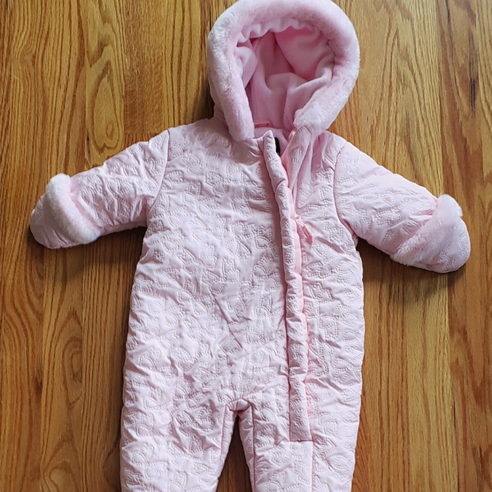 Rothschild 6/9mo snowsuit